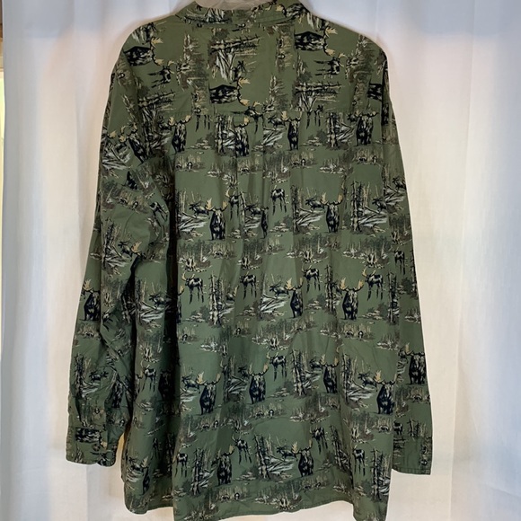 2/$20 Field & Stream 2XL Moose Shirt - Picture 6 of 7